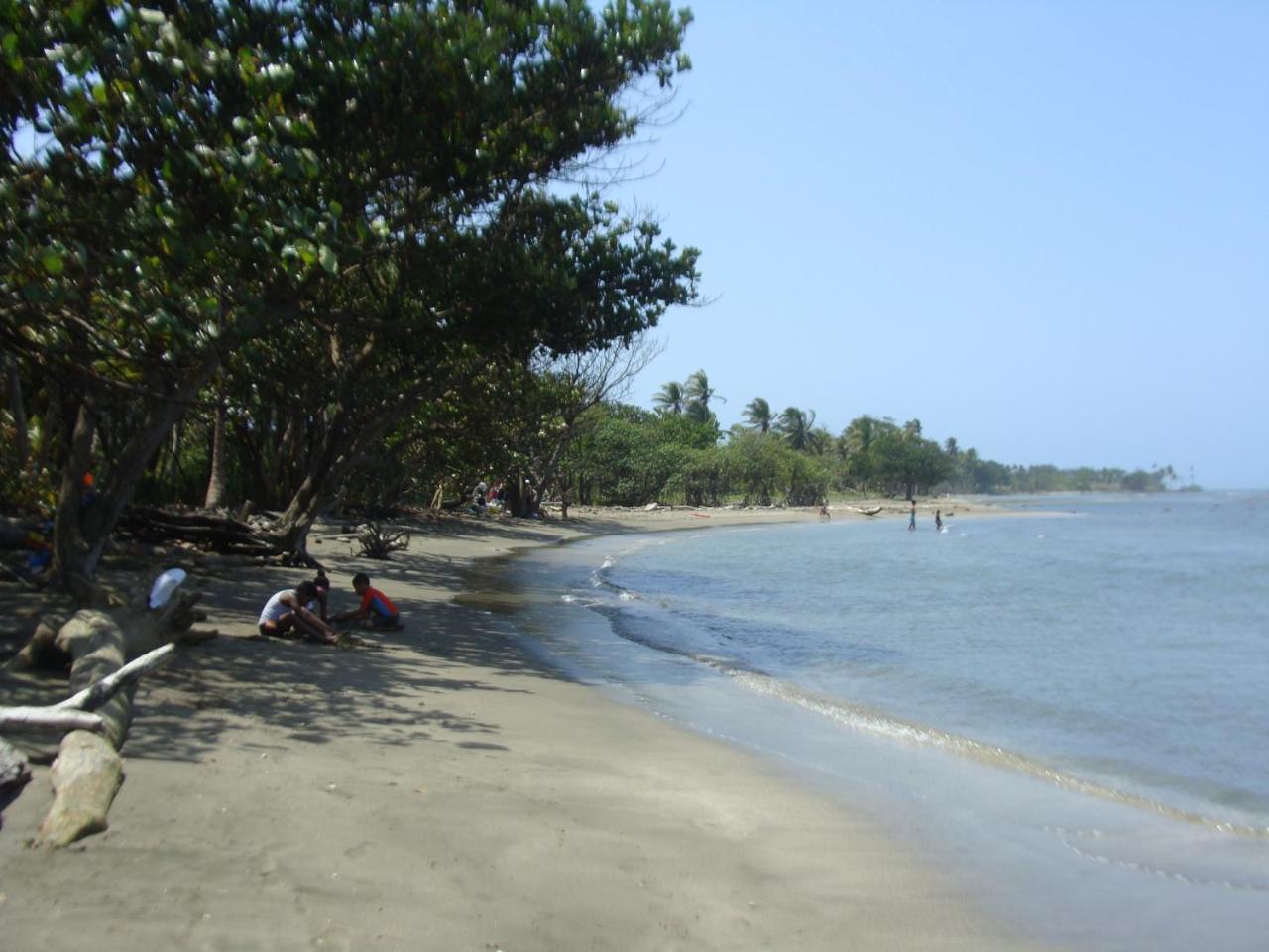 Apartamento En Balabeach Maria Chiquita In Front Of The Beach 2Hab Colon Exterior foto